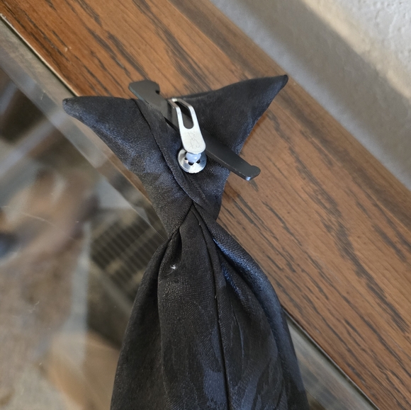 NEW clip on tie by Domani - Picture 3 of 4